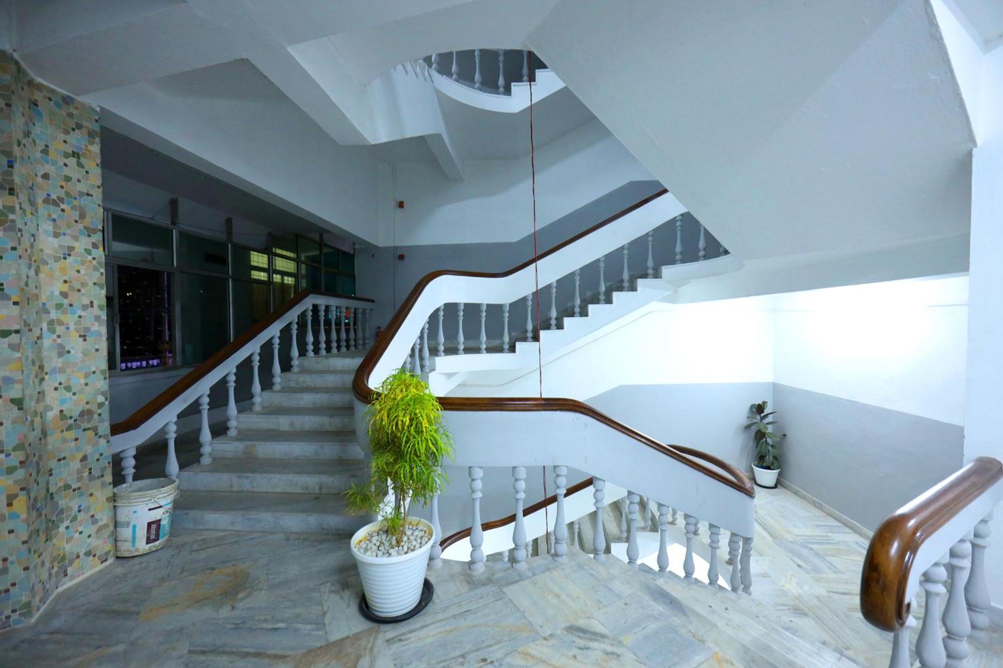 Hotel Temple View Residency Chottanikara Esterno foto